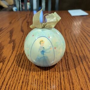 Cinderella 3" Decoupage Christmas Ornament Disney Pre owned